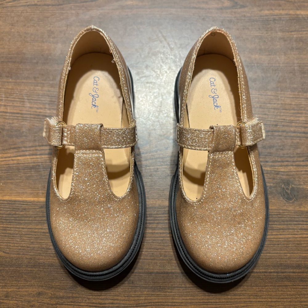 TODDLER SPARKLY GOLD DRESS SHOES SIZE 9C